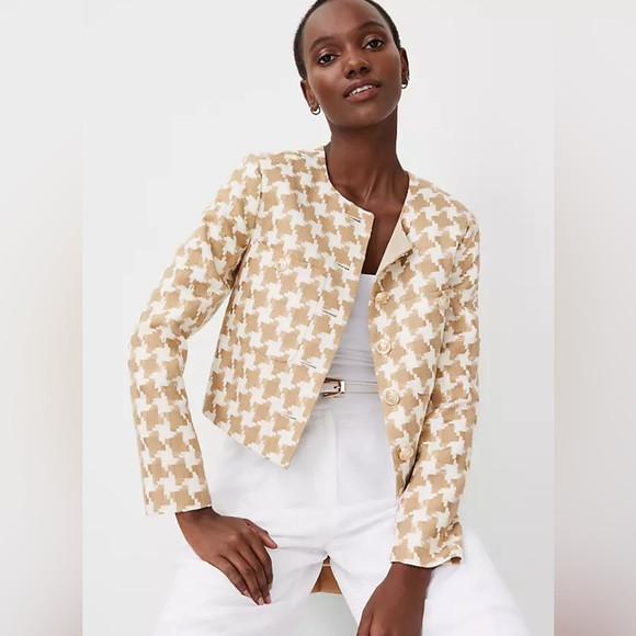 NWOT Ann Taylor Houndstooth Patch Pocket Jacket Blazer in Camel Combo Size 10 - Picture 1 of 13